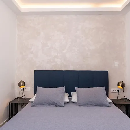 Apartment A310 *